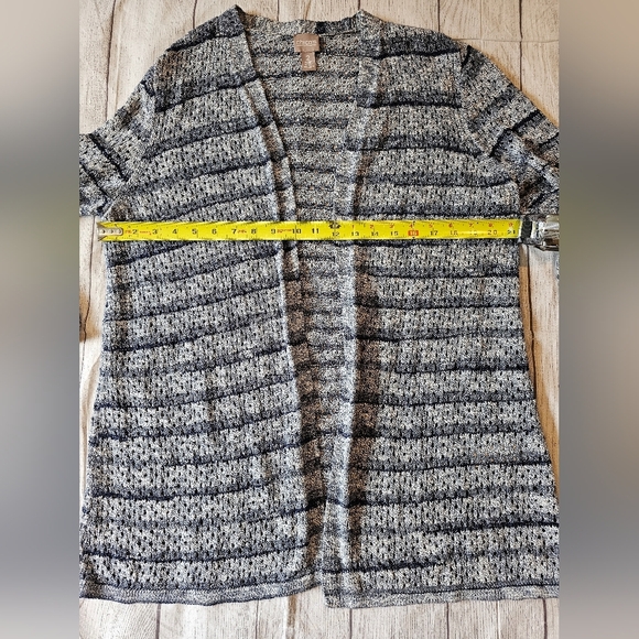 Chicos •Size 2 (Large)• Blue White Perforated Longline Open Cardigan - Picture 7 of 7